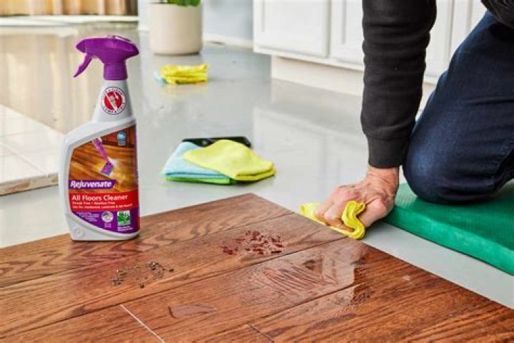 Can you use hardwood floor cleaner on cabinets?