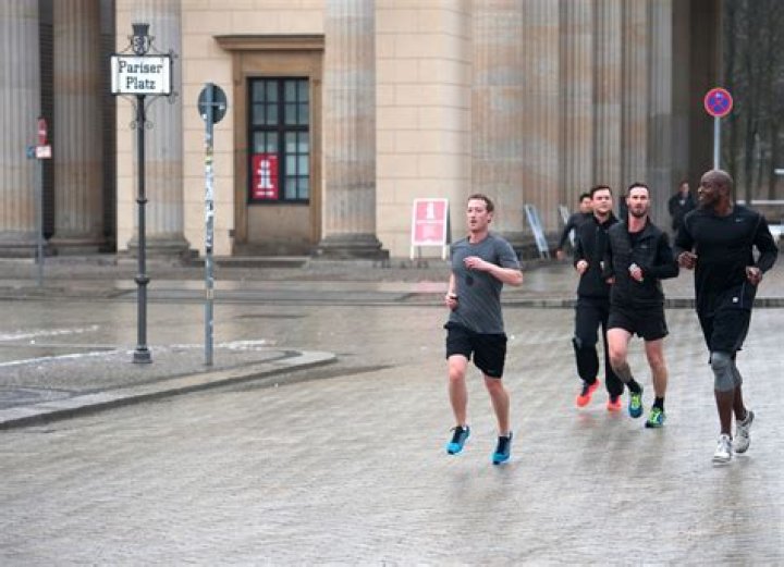 Does Mark Zuckerberg exercise?