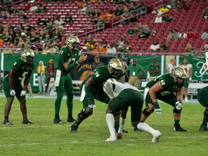 Does USF have a football team?
